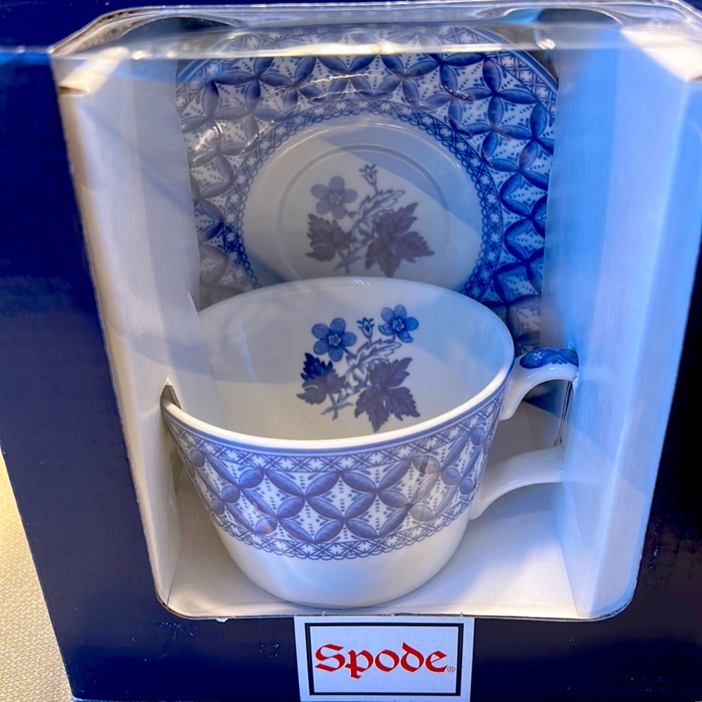 Spode Blue Italian Geranium Tea Cup & Saucer The Blue Room Collection Porcelain